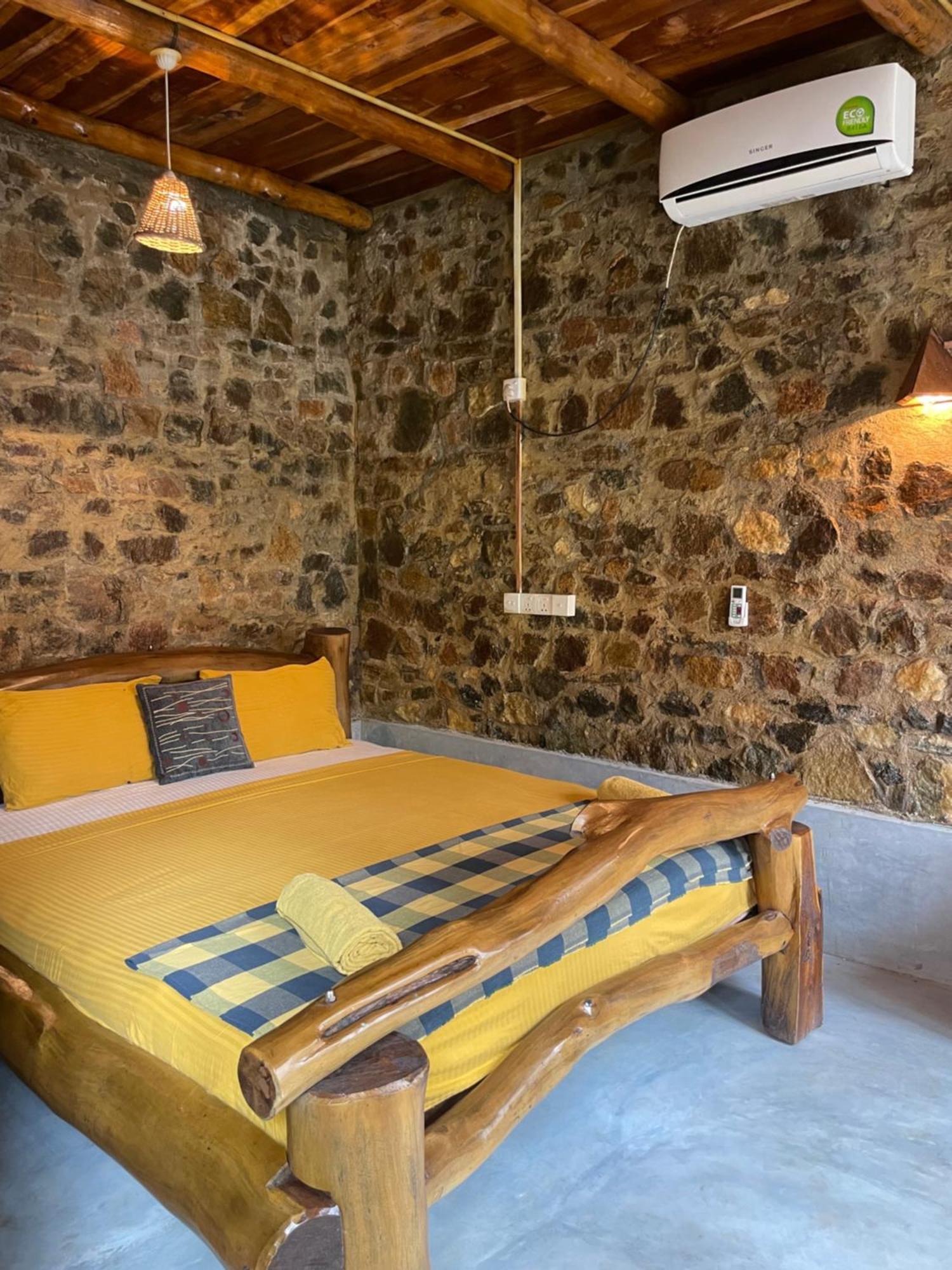 Lizard Safari Lodge Uda Walawe Extérieur photo