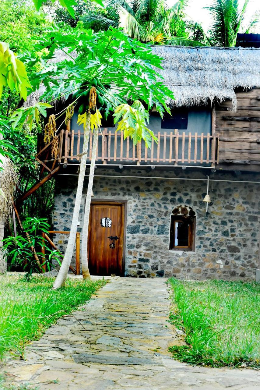 Lizard Safari Lodge Uda Walawe Extérieur photo
